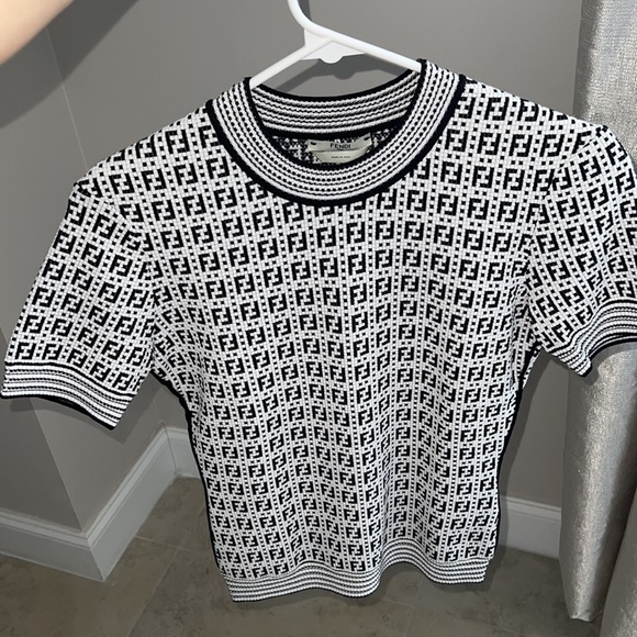 FENDI sweater top - Picture 6 of 9